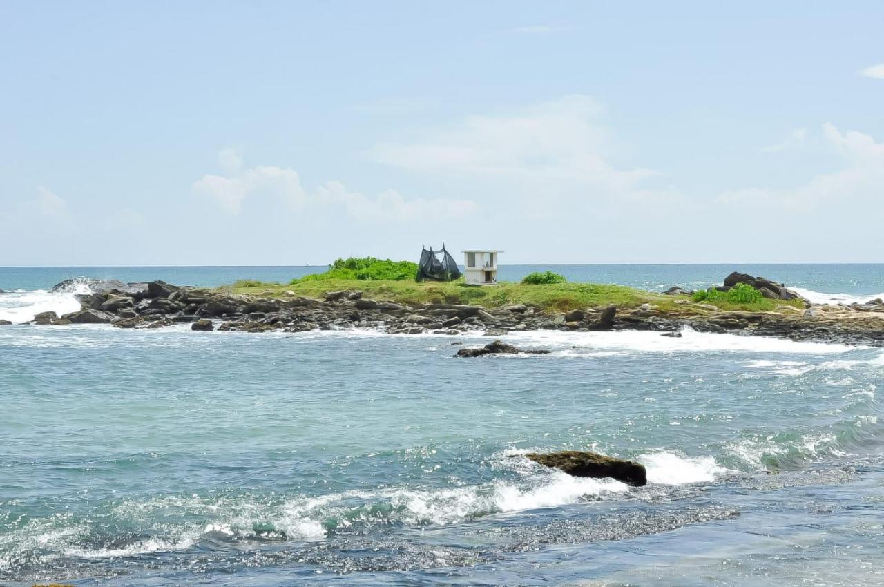 Sea Bay Inn Tangalle Exterior photo