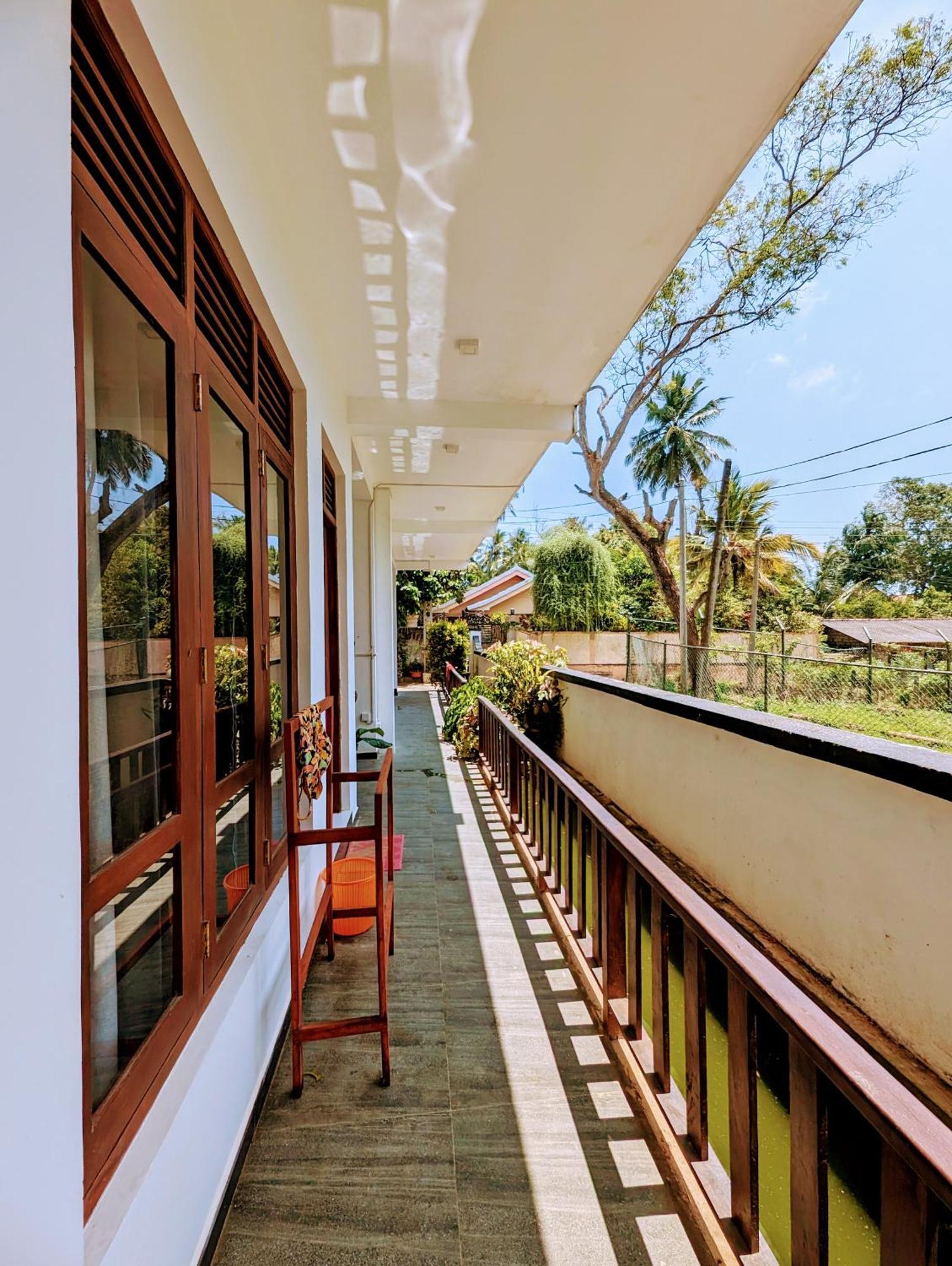 Sea Bay Inn Tangalle Exterior photo